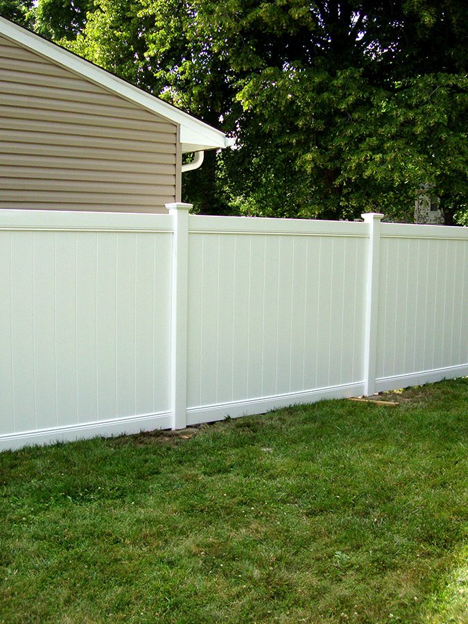 Solid Vinyl Privacy Fence Yard Minneapolis